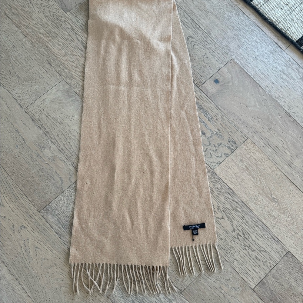 Saks Fifth Avenue Cashmere Scarf in Tan